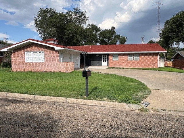 1209 Conlen, Dalhart, Hartley, Texas, United States 79022, 3 Bedrooms Bedrooms, ,3 BathroomsBathrooms,Single Family Home,Rental Properties,Conlen,1,1424