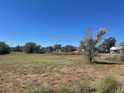 1302 Lincoln, Dalhart, Dallam, Texas, United States 79022, ,Single Family Home,Residential Properties,Lincoln,1429