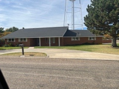 1402 Walnut Ave, Dalhart, Hartley, Texas, United States 79022, 3 Bedrooms Bedrooms, ,3 BathroomsBathrooms,Single Family Home,Rental Properties,Walnut Ave,1433