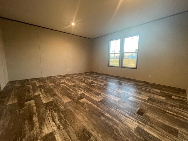 2 Oakwood, Dalhart, Dallam, Texas, United States 79022, 4 Bedrooms Bedrooms, ,2 BathroomsBathrooms,Single Family Home,Residential Properties,Oakwood,1441