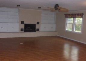1405 Oak Avenue,Dalhart,Hartley,Texas,United States 79022,3 Bedrooms Bedrooms,1.75 BathroomsBathrooms,Single Family Home,Oak Avenue,1005